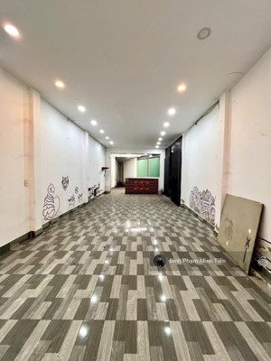 mt đường số 34 nối dài, sát bên mt bình phú 4x19m. nc4 tiện xây mới 9.5 tỷ