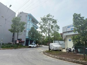 bán lô áp góc (không lỗi) phương vỹ làn 2 trần đăng tuyển. tp bắc ninh. dt 77,4m2 + mt 4,5m