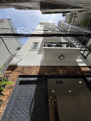 siêu phẩm ccmn 8 tầng thang máy - đống đa ngay ngã 5 ô chợ dừa - 12 phòng khép kín - pccc đầy đủ