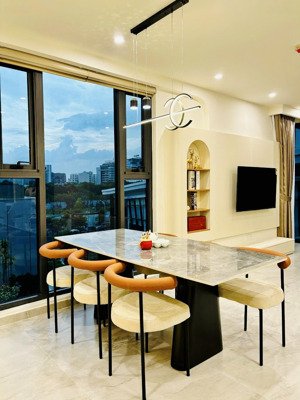 bán/cho thuê chung cư cao cấp cadinal court -pmh/ 3pn/12,9 tỷ all in-nội thất mới tông sang đẹp