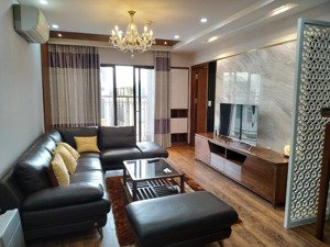 cho thuê căn hộ 3 phòng ngủ, diện tích 134m² giá chỉ 25tr tại liễu giai tower