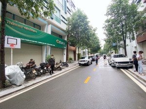 rẻ nhất khu galaxy vạn phúc - 6 tầng thang máy - 2x tỷ