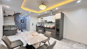 cho thuê nguyên căn nhà lê trọng tấn, hà đông