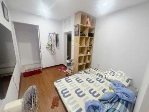 mặt ngõ ô tô văn chương, chỉ 3.3 tỷ, 3 ngủ, sổ riêng. 50m ra mặt phố