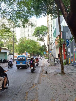 bán tòa nhà phố thái thịnh, 7t, thang máy, kinh doanh đỉnh, giá 33 tỷ