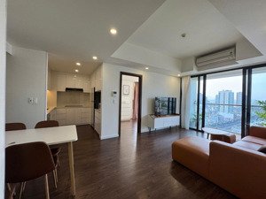 cho thuê căn hộ hiyori. căn góc tầng cao nội thất đầy đủ giá thuê 20 tr/tháng. lh 