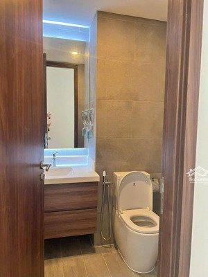 bán ch midtown 81m2 view đẹp nhà chủ đầu tư bàn giao. 