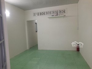 cho thuê nhà trọ gần kcn đông xuyên, đường bùi thiện ngộ p10 tp vũng tàu. liên hệ 
