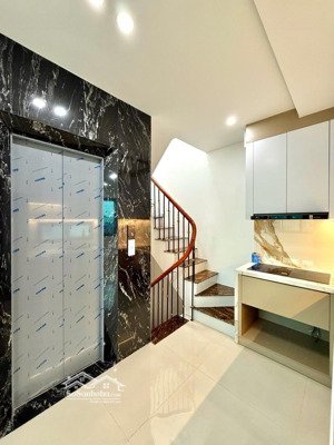 bán nhà cổ nhuế, nhà mới, lô góc, thang máy, ngõ thông thoáng, 39m2, mt 3.5m, 9.05 tỷ