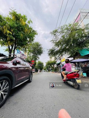 giá kịch sàn ! bán đất mặt tiền đường 3 - phước bình, 1 trục thông đỗ xuân hợp. sẵn thu nhập