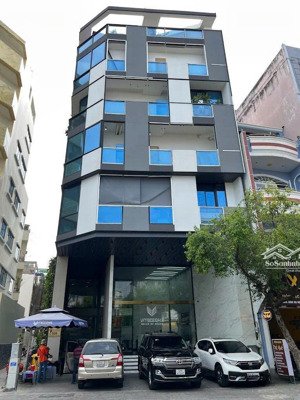 cần tiền bán gấp mặt tiền trần quang khải-dt : 16,5x18m- kc : 6 tầng- hđt : 250tr giá 115 tỷ