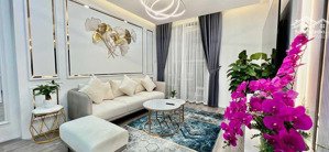 bán 3pn 2wc với giá chỉ 5,55 tỷ 86m2 tầng trung full nội thất xịn đẹp siêu hót tại samsora premier