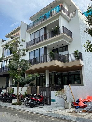 cần cho thuê 2 căn liền nhau saigon mystery villas quận 2, giá 180tr/tháng