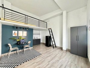 duplex cửa sổ bự, mới 100% giá quá rẻ, giáp ngay quận 5 chỉ 4tr5, đầy đủ tiện ích