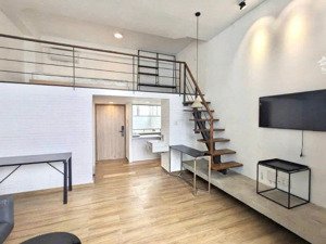 duplex cửa sổ bự, mới 100% giá quá rẻ, giáp ngay quận 3 chỉ 5tr, đầy đủ tiện ích