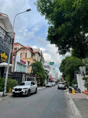 siêu hot! biệt thự hoa mai quận phú nhuận 8x18m 4 lầu giá 55 chỉ 55 tỷ