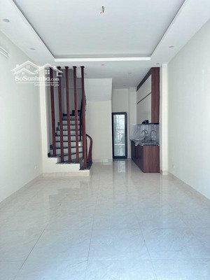 bán nhà thanh am long biên, nhà đẹp 30m2, 5 tầng, 3 phòng ngủ, ngõ xe 3 gác