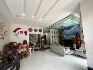 bán biệt thự. đường phạm quý tích. 4 tầng giá 18,6 tỷ
