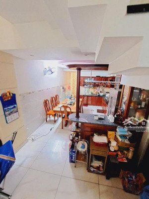nhà đẹp mặt phố 90m2- 1 trệt 1 lầu trung tâm bến cát , sổ riêng ,giá chỉ 1 tỷ 350,thới hoà,bến cát.