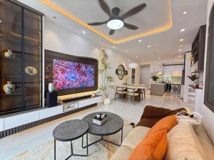chủ kẹt tiền bán căn hộ saigon south giáp phú mỹ hưng nhà mới 100% 2pn 2wc giá tốt nhất thị trường