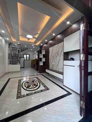 hiếm! đúng 15m ra trục chính ô tô! bán nhà 5 tầng x 33m2 cuối trịnh văn bô giá chỉ nhỉnh 4 tỷ