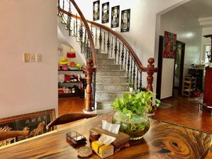 bán biệt thự hiện đại nguyễn ư dĩ, thảo điền, q2. dt: 150m2(7x22m) - 3 tầng chỉ 35 tỷ