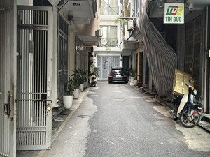 chủ cần kinh tế bán nhà nguyễn chí thanh 5 tầng, ngõ phân lô ô tô giá chỉ 15,6 tỷ có thương lượng