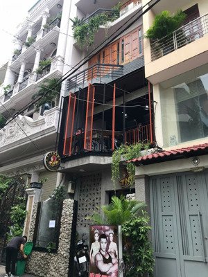 bán nhà hẻm xe hơi 7a/43 thành thái, phường 14, q10. dt: 4.5x18m, 4 lầu. gía bán 18,5 tỷ tl