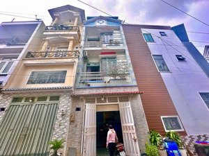 cần bán nhà hẻm 7m khu đồng bộ hiệp thành 13, dt: 4,2x13m. (51m2) trệt 2 lầu. hẻm thông bàn cờ