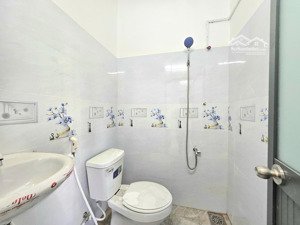 cần cho thuê phòng gác cao đầy đủ nội thất cacsg cvpm qt 2km