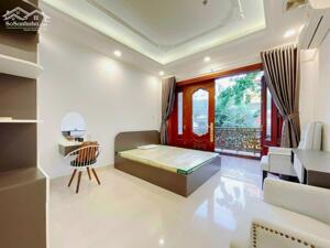 CĂN HỘ BAN CÔNG QUẬN 1 ĐƯỜNG TRẦN QUANG KHẢI