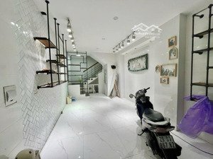 chốt!!! nhà phố xã đàn-lõi đống đa-vừa ở vừa kdoanh cực đỉnh 32m 6 tầng 10m ô tô tránh chỉ 8.85 tỉ.