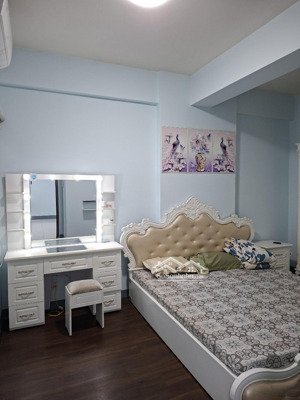 cho thuê căn hộ city tower, đầy đủ nội thất, tầng 9 căn góc, 60m2, 2pn, 2nvs, view đẹp.