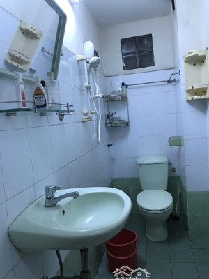 chính chủ cho thuê nhà nguyên căn hẻm 419 cách mạng tháng 8, phường 13, quận 10, tp.hcm