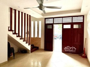 45m nhỉnh 12 tỷ, lô góc 3 thoáng - view hồ - kinh doanh - ô tô vào nhà.