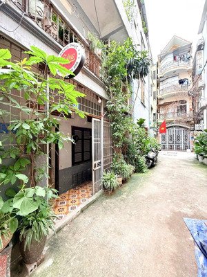 bán nhà nguyễn trãi hà đông dt 38m x 2t x mt 5,4m giá 10,95 tỷ có thương lượng
