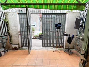 nhà hxh khu đẹp dương đình hội plb 5x20m rất đẹp