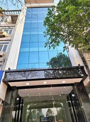 siêu phẩm- phạm tuấn tài - gara ô tô - thang máy - kinh doanh đỉnh - full nội thất cao cấp - ở ngay