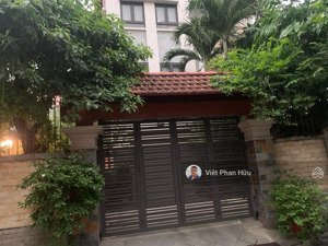 cần bán gấp biệt thự hoa hậu ngọc thụy 4.5 tầng, 4 thoáng có gara 190m2 giá chỉ 36.5 tỷ