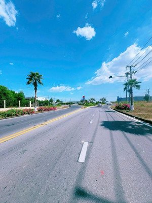 cho thuê xưởng 9500m2 trong kcn long thành đồng nai giá tốt chỉ 100k/m2 quá rẻ xưởng đẹp