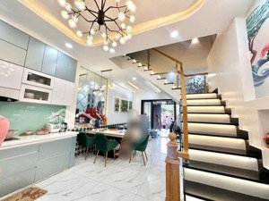 nhà 4 tầng vip dương đình hội hẻm ô tô, 4pn, sổ hồng riêng, chỉ vài phút tới global city