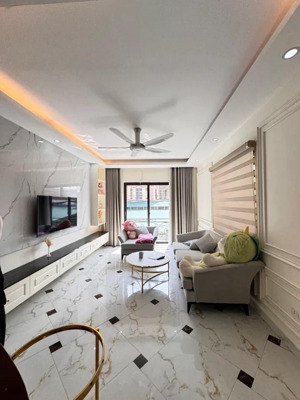 bán nhà phương canh nam từ liêm, lô góc, oto vào nhà, full nội thất, dt: 34/42m2 x 5 tầng