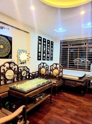 bán nhà dân xây, sát kđg ngô thì nhậm, diện tích rộng, ngõ thông, ô tô qua cửa, nội thất xịn y hình