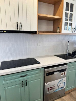 mời thuê căn hộ 2pn 2wc sân vườn 74m2 đủ đồ view btđ ban công đn toà sol forest 2. lh ạ