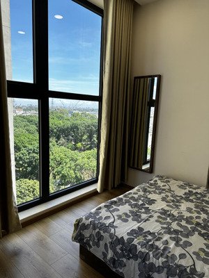 cho thuê căn hộ park legend, q.tân bình,60m2,2pn,2wc view đẹp chỉ có giá 14 triệu .lh: 