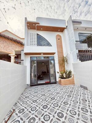 CĂN GÁC LỬNG SHR GIÁP PHƯỜNG TÂN PHONG CHỈ 550TR XÁCH VALI VÀO Ở NGAY