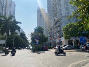 cho thuê tầng 1 tòa a tập thể nghĩa tân, 60m2, 2 ngủ, làm cửa hàng,kinh doanh online, 11 triệu/th