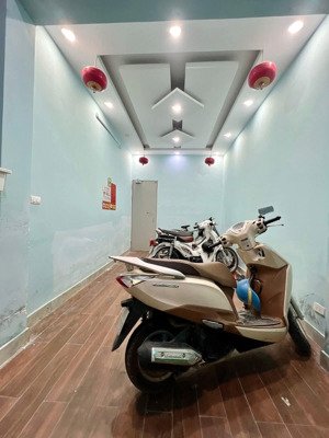 bán nhanh ccmn thanh xuân 5 tầng 9pkk dòng tiền ổn định trên 30tr/th trung tâm, giá chỉ 8.25 tỷ