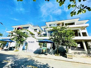 hot hot biệt thự nhà vườn beach villas cửa lò mặt tiền 10m giá cực tốt duy nhất