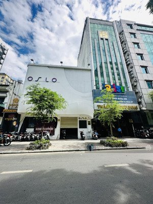 hđ thuê khủng . 1 tỷ/tháng ..mt nam kỳ khởi nghĩa quận 1...dt 11x30m = 310m2 - 3 tầng .. giá 185 tỷ